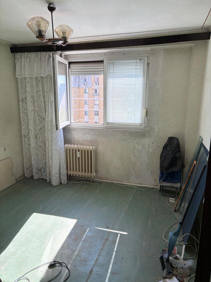 Apartament cu 2 camere decomandat în Drumul Taberei