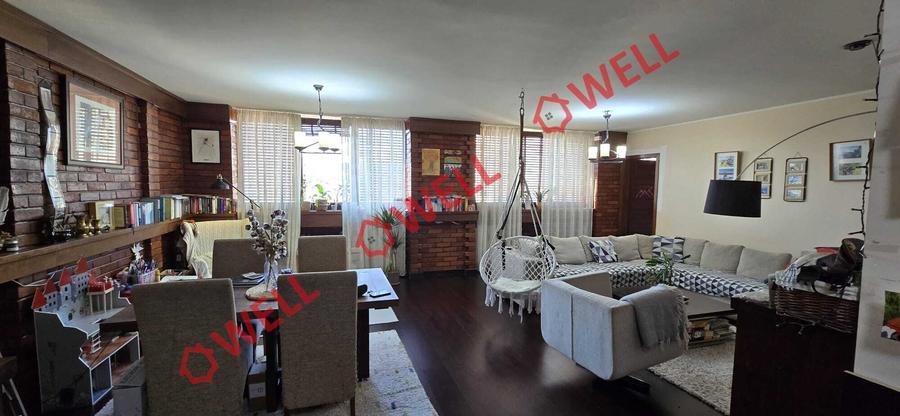 Apartament cu 3 camere în Spitalului