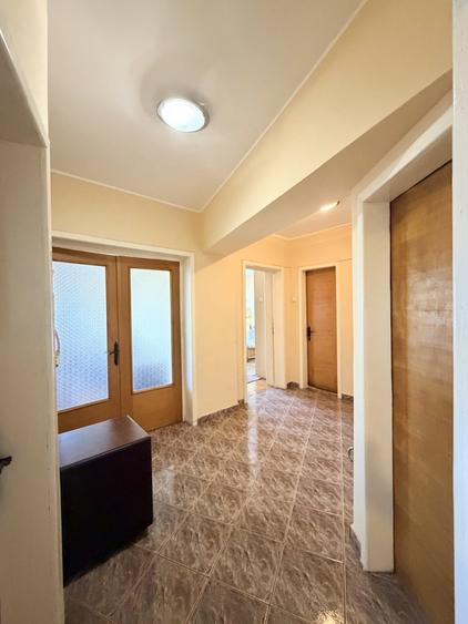 Apartament cu 2 camere decomandat, mobilat în Libertății