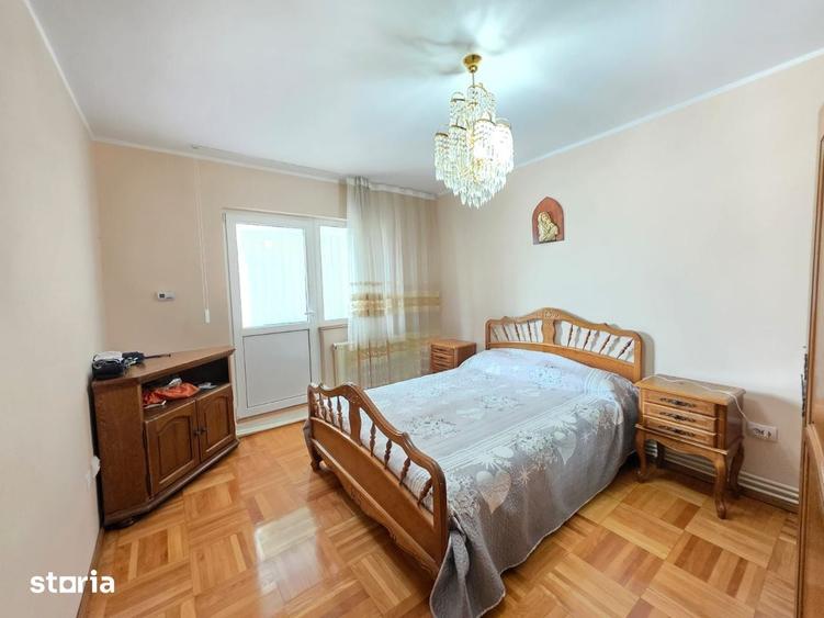 Apartament cu 3 camere decomandat în Ultracentral