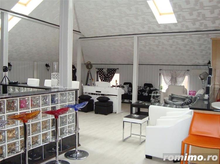 Casă cu 11 camere cu Teren 633 Mp în Clinceni
