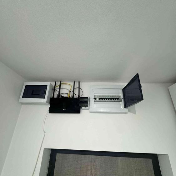 Apartament cu 3 camere semidecomandat în Crângași