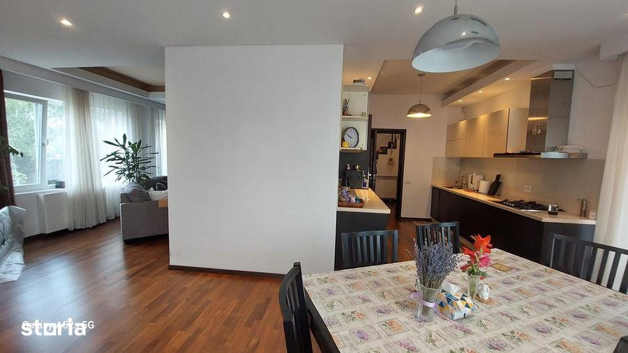 Casă cu 4 camere cu Teren 1367 Mp în Balotești