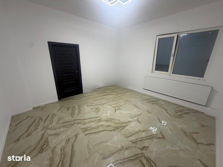 Casă cu 3 camere cu Teren 347 Mp în Victoriei