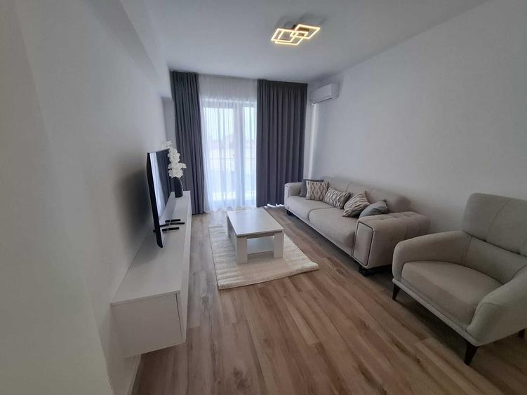 Apartament cu 2 camere decomandat în Exterior Vest