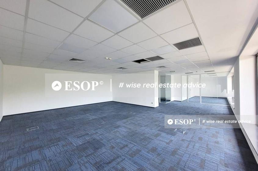 Birou, de 6,653 mp, în Central