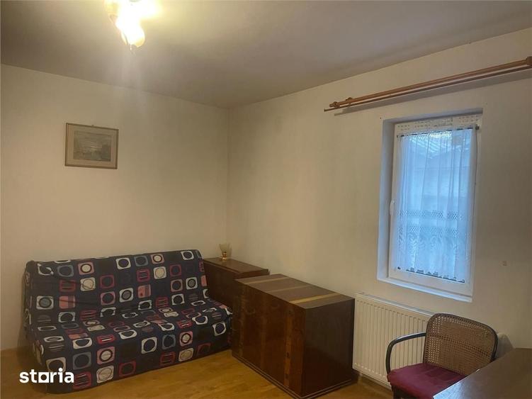 Casă cu 2 camere decomandat cu Teren 300 Mp în Tache
