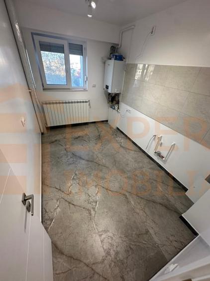 Apartament cu 2 camere decomandat în Casa de Cultură