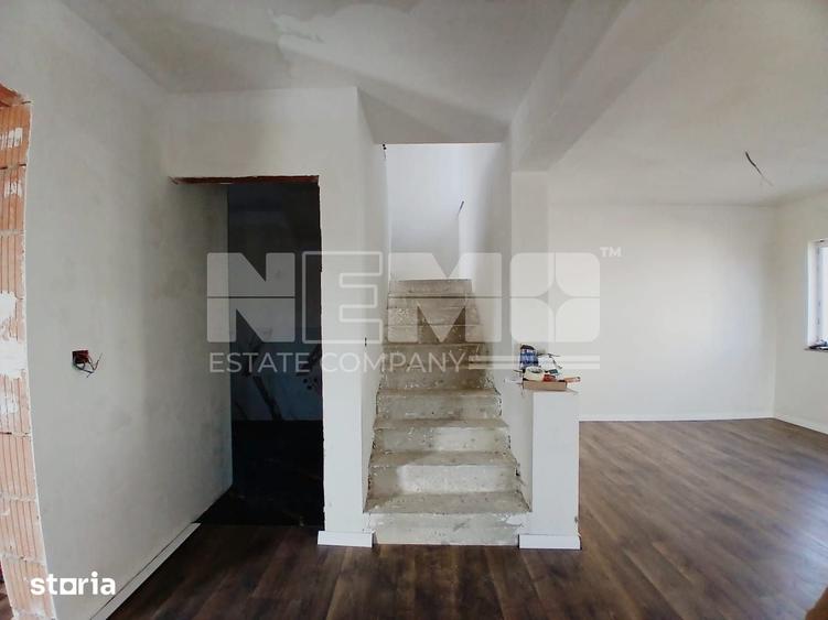 Casă cu 4 camere cu Teren 400 Mp în Moara
