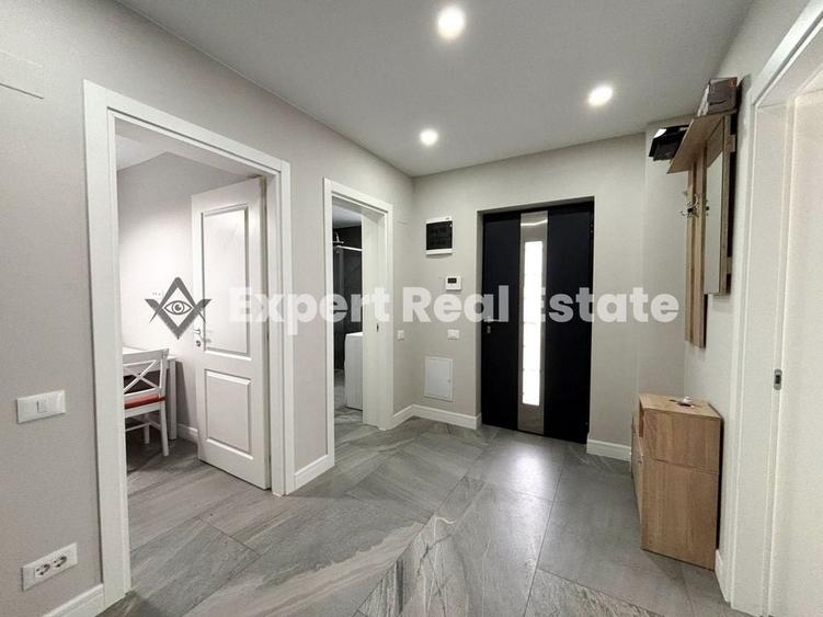 Casă cu 4 camere cu Teren 500 Mp în Tunari