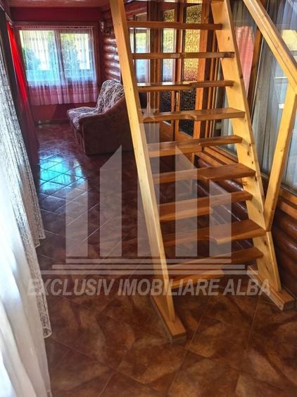Casă individuală cu 4 camere cu Canalizare în Bărăbanț