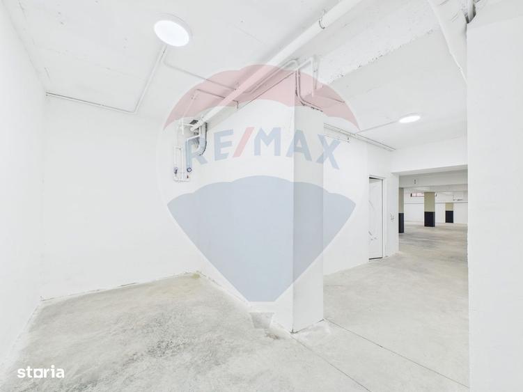 Spațiu comercial, de 340 mp, în Prelungirea Ghencea