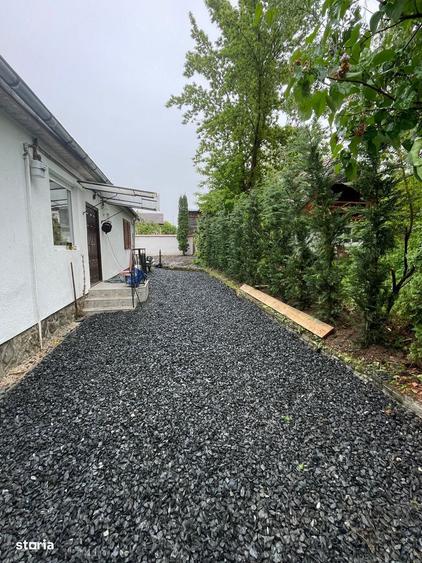 Casă cu 3 camere cu Teren 200 Mp în Central