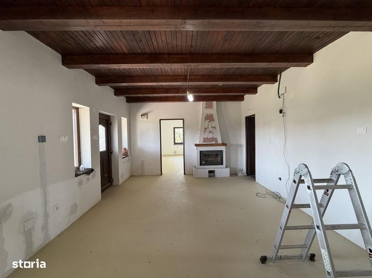 Casă cu 3 camere în Doba