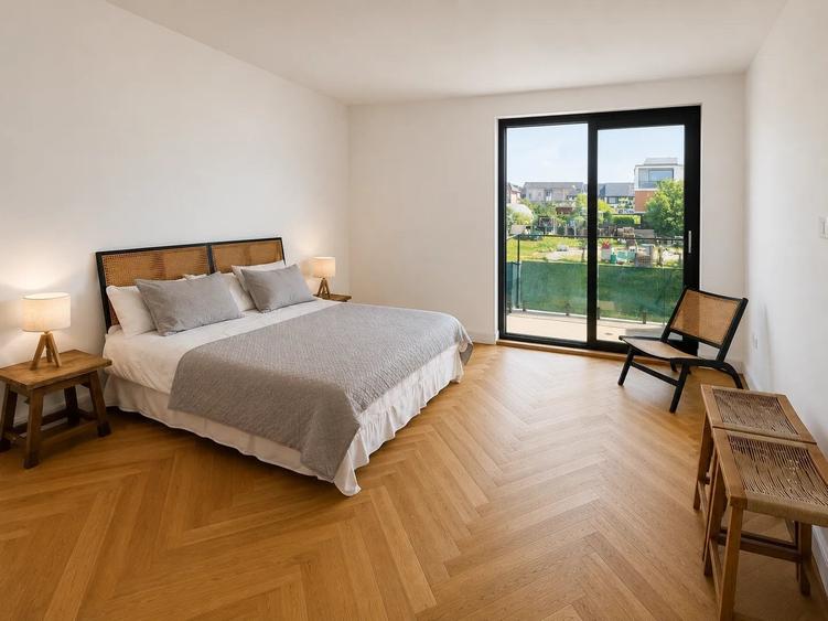 Casă individuală cu 5 camere decomandat cu Piscina în Pipera