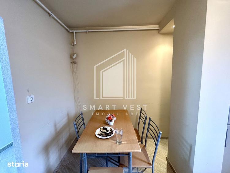 Apartament cu 3 camere decomandat, mobilat în Central
