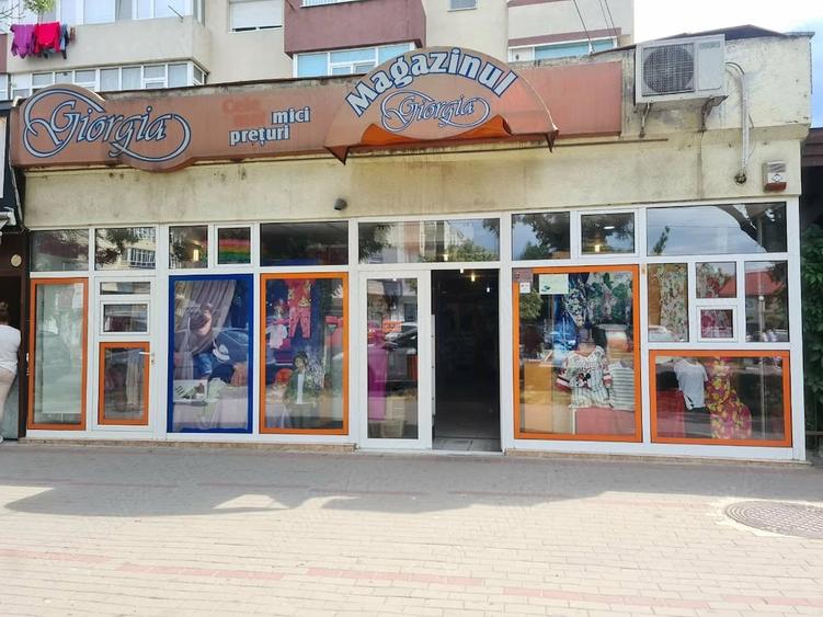 Spațiu comercial, de 220 mp, în Central