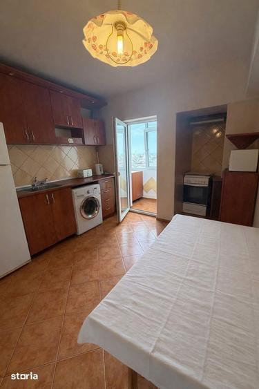 Apartament cu 4 camere decomandat, mobilat în Tomis III