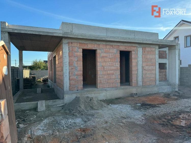 Casă individuală cu 3 camere cu Teren 500 Mp în Remetea Mare