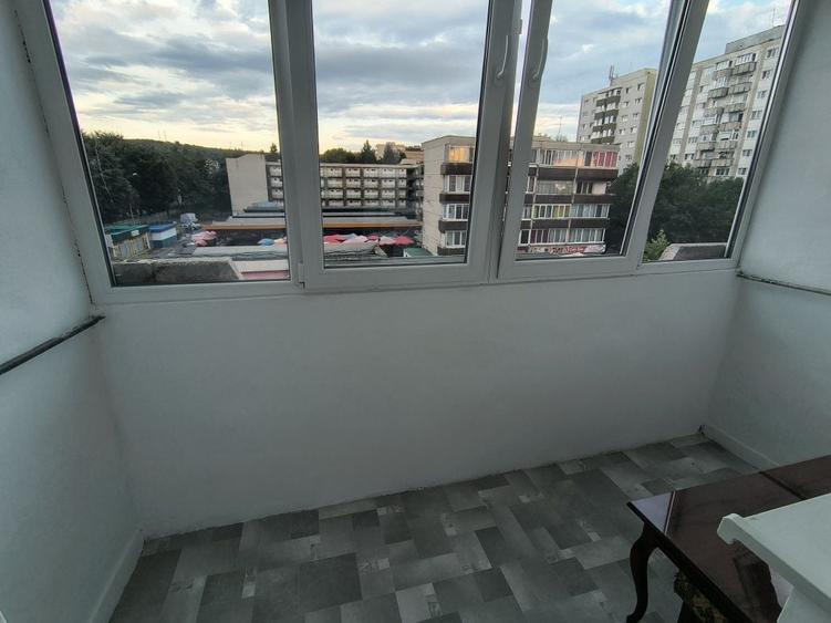 Apartament cu 2 camere decomandat în Dâmbu Pietros