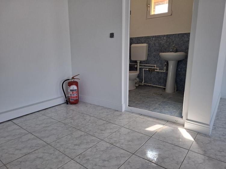 Spațiu comercial, de 70 mp, în Central