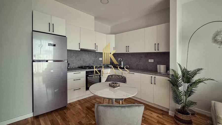 Apartament cu 2 camere decomandat, mobilat în Străulești