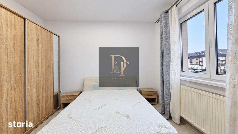 Apartament cu 2 camere decomandat în Tractorul