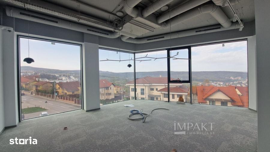 Spațiu comercial, de 440 mp, în Europa