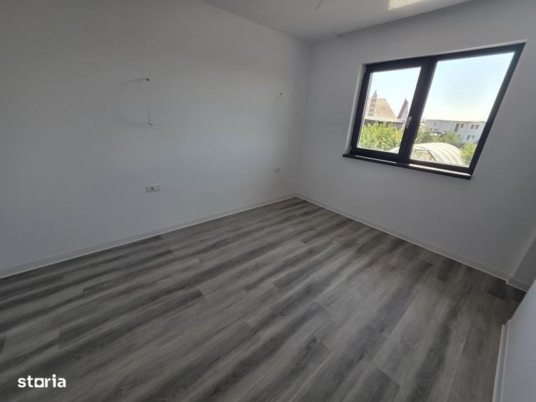 Casă cu 4 camere în Becicherecu Mic