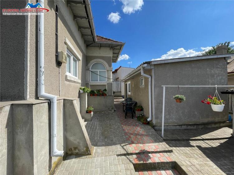 Casă cu 2 camere cu Teren 165 Mp în Babadag