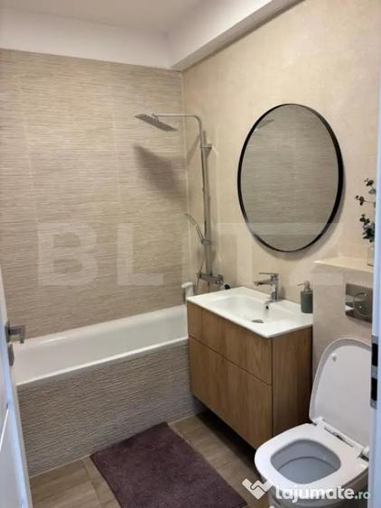 Apartament cu 3 camere decomandat, mobilat în Central