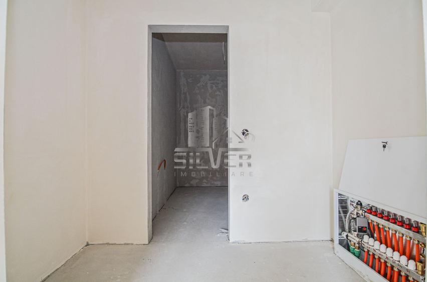 Duplex cu 4 camere cu Canalizare în Florești