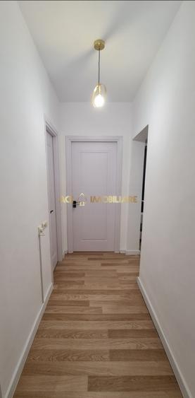 Apartament cu 3 camere semidecomandat, mobilat în Gara de Nord