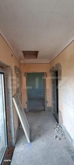 Casă cu 4 camere în Ciupercenii Noi