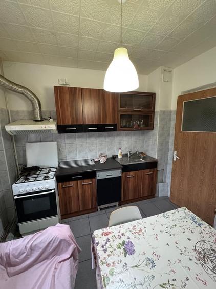 Apartament cu 2 camere semidecomandat în Brâncoveanu