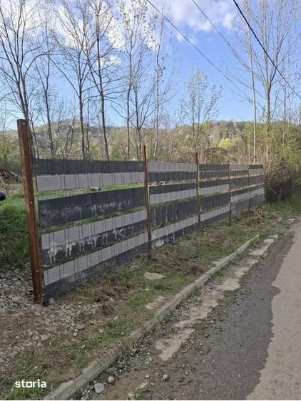 Teren de 1500 mp, în Berislăvești