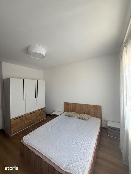 Apartament cu 2 camere decomandat în Roșu