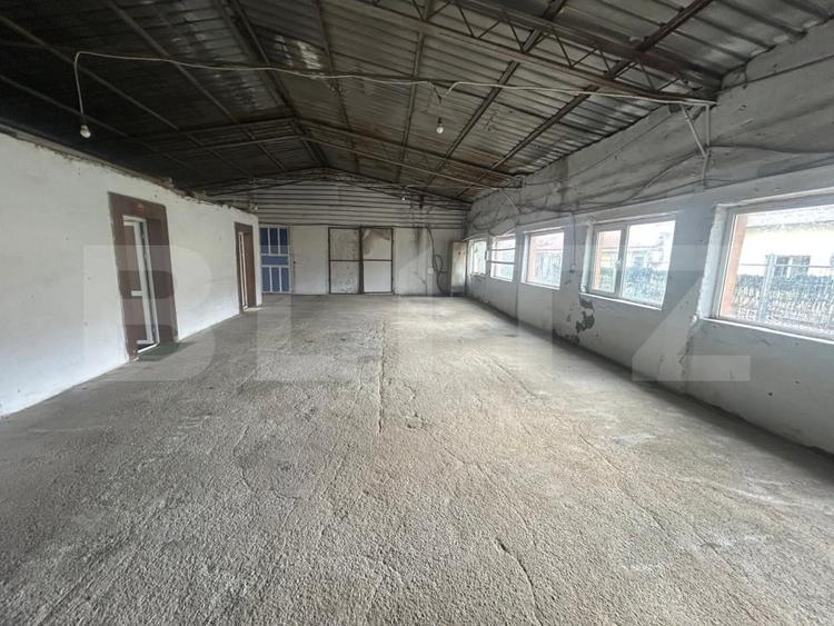 Spațiu industrial, de 150 mp, în Centură