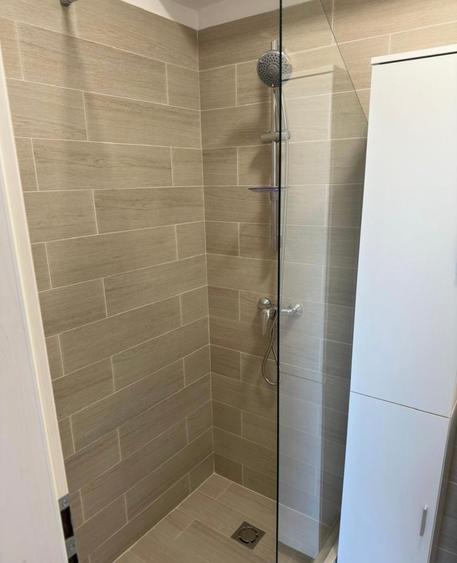 Apartament cu 3 camere decomandat, mobilat în Bd. Laminorului