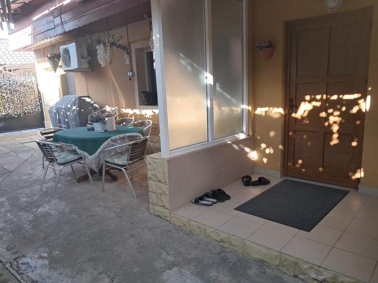 Casă cu 5 camere cu Teren 778 Mp în Palazu Mare