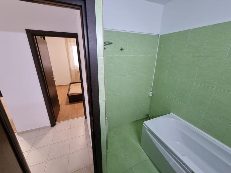 Apartament cu 2 camere nedecomandat în Tătărași — fotografia 2