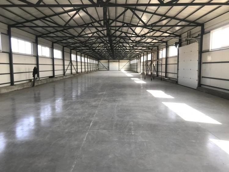 Spațiu industrial, de 984 mp, în Iris