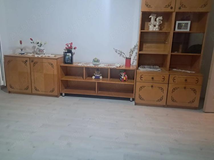 Apartament cu 3 camere decomandat în Crișan