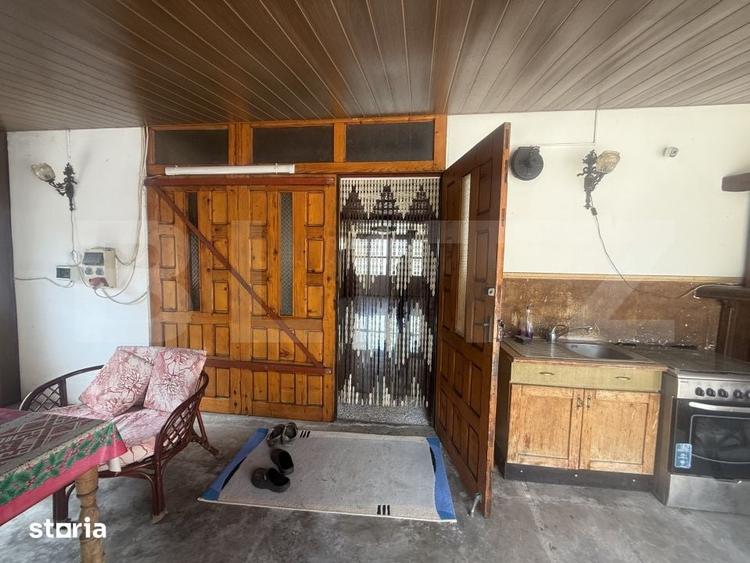Casă cu 4 camere cu Teren 1692 Mp în Voinești