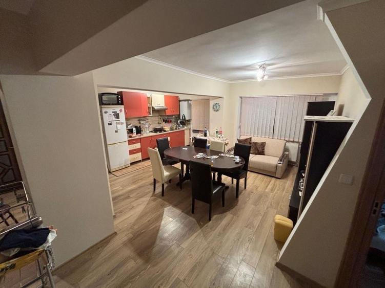 Apartament cu 2 camere decomandat în Gilău
