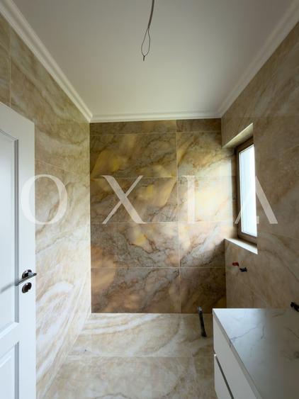 Duplex cu 4 camere cu Canalizare în Giroc
