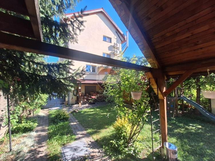 Hotel/Pensiune, de 337 mp, în Central