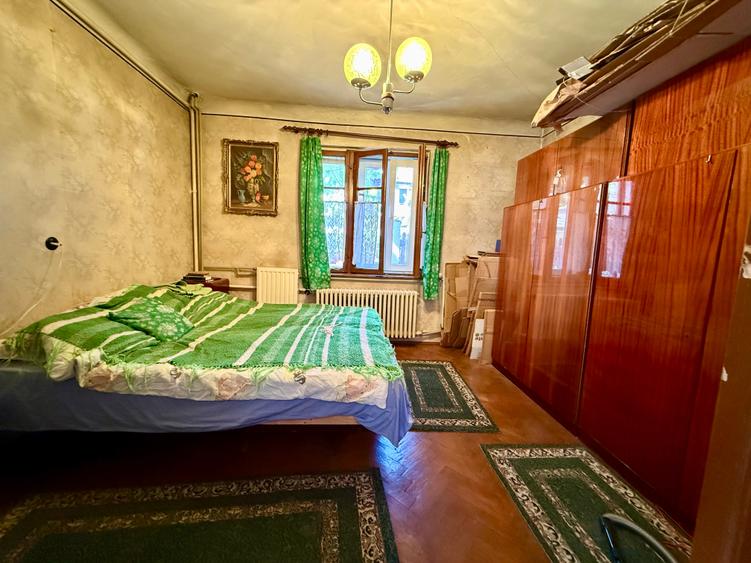 Casă individuală cu 5 camere cu Canalizare în Domenii