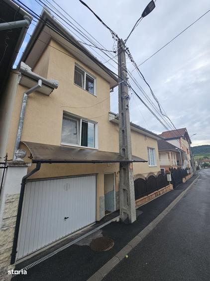 Casă cu 4 camere cu Teren 80 Mp în Baciu