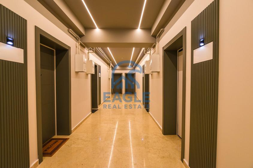 Apartament cu 3 camere decomandat, mobilat în Central